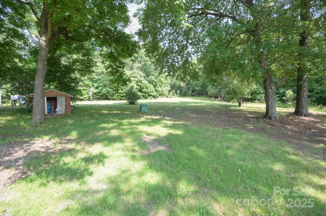 7645 Robinson Church Road, Harrisburg, NC 28075
