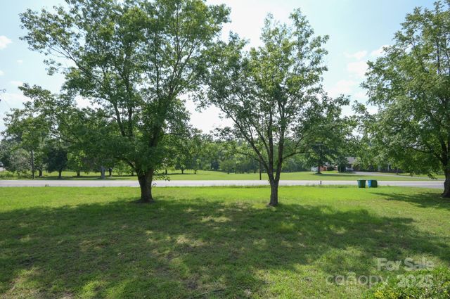 7645 Robinson Church Road, Harrisburg, NC 28075