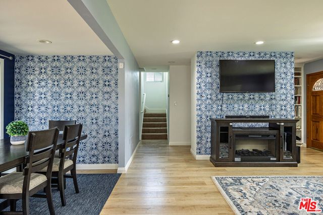 8131 Bianca Avenue, Northridge, CA 91325