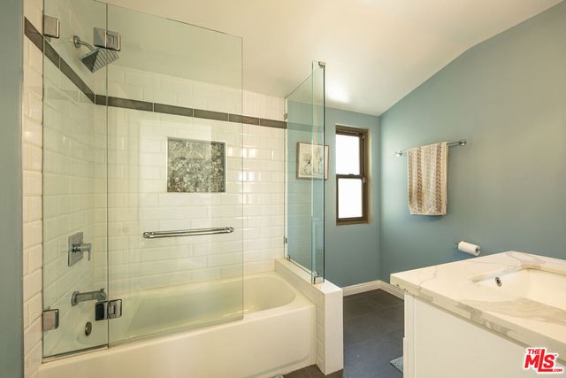 8131 Bianca Avenue, Northridge, CA 91325