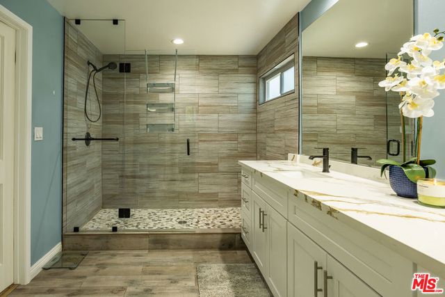 8131 Bianca Avenue, Northridge, CA 91325