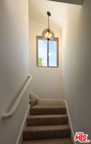 8131 Bianca Avenue, Northridge, CA 91325