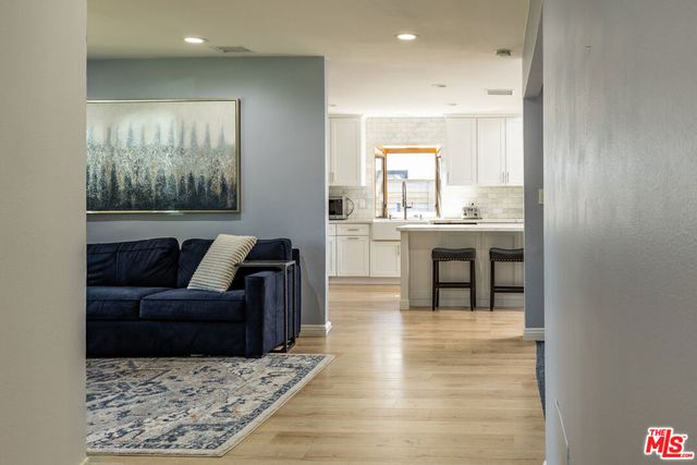 8131 Bianca Avenue, Northridge, CA 91325