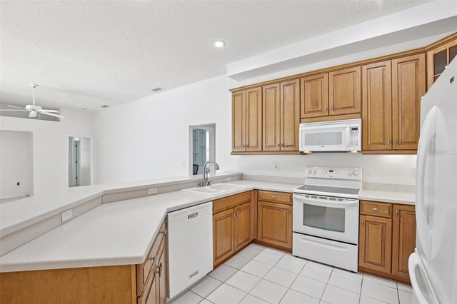 6503 DREWRYS BLUFF, Bradenton, FL 34203