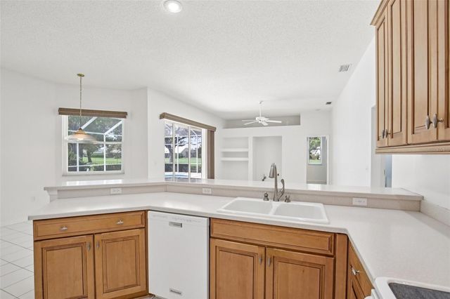 6503 DREWRYS BLUFF, Bradenton, FL 34203