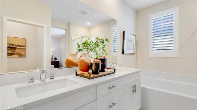 2809 E Amberley Privado, Ontario, CA 91762