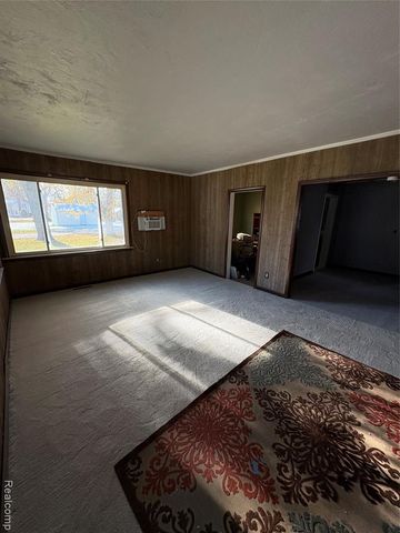 3363 Parkwood Avenue, Frenchtown, MI 48162