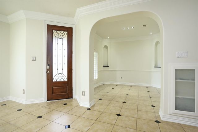 2043 Palm Forest Lane, Houston, TX 77077