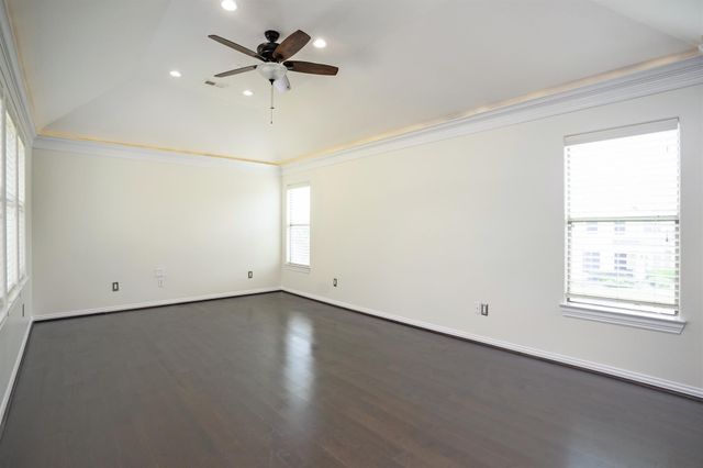 2043 Palm Forest Lane, Houston, TX 77077