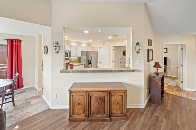 2845 White Oak Drive, Grand Prairie, TX 75052