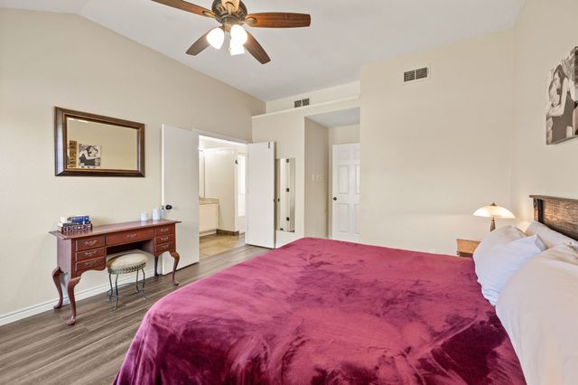 2845 White Oak Drive, Grand Prairie, TX 75052