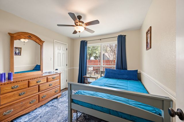 2845 White Oak Drive, Grand Prairie, TX 75052