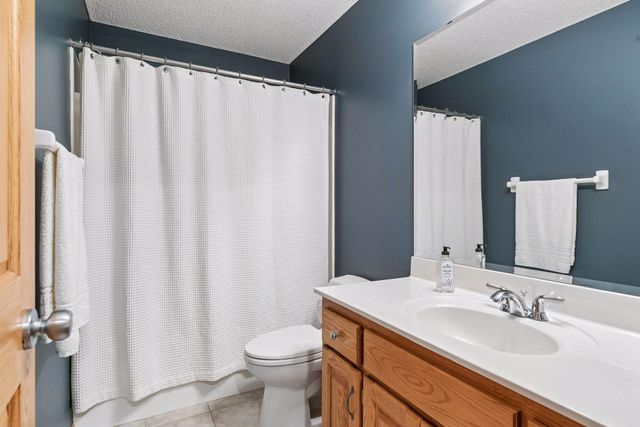 12213 Kenyon Court NE, Blaine, MN 55449