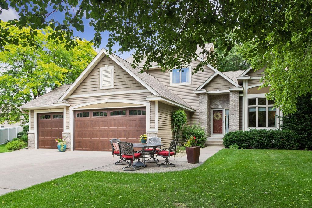 12213 Kenyon Court NE, Blaine, MN 55449 — photo 2