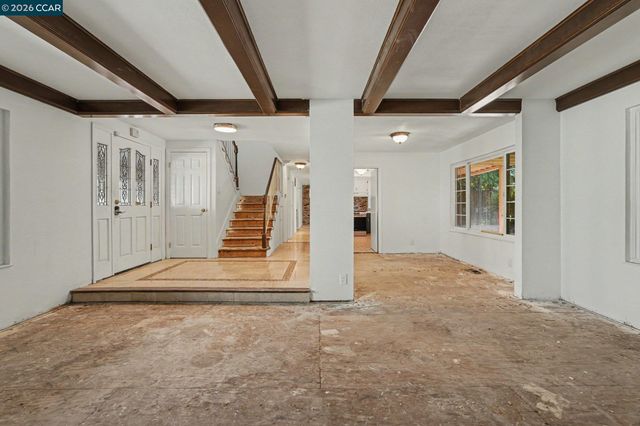 2030 Clearview Ct, Walnut Creek, CA 94598