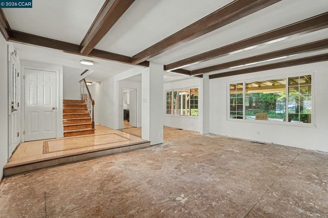 2030 Clearview Ct, Walnut Creek, CA 94598