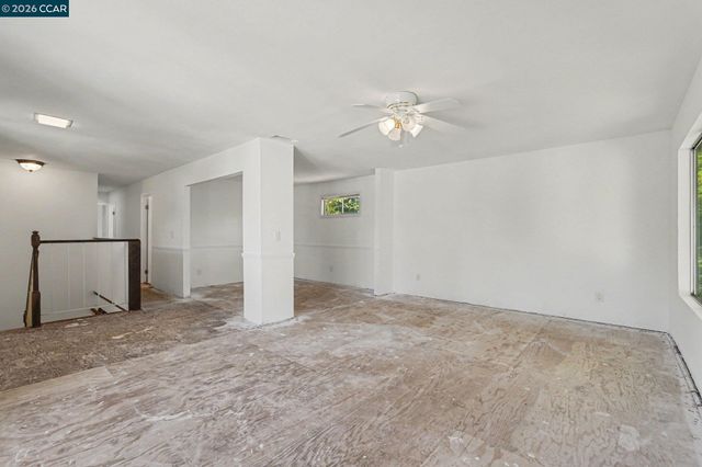 2030 Clearview Ct, Walnut Creek, CA 94598