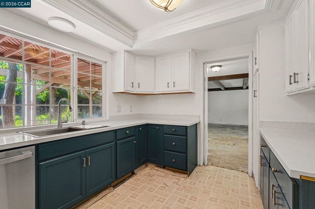 2030 Clearview Ct, Walnut Creek, CA 94598