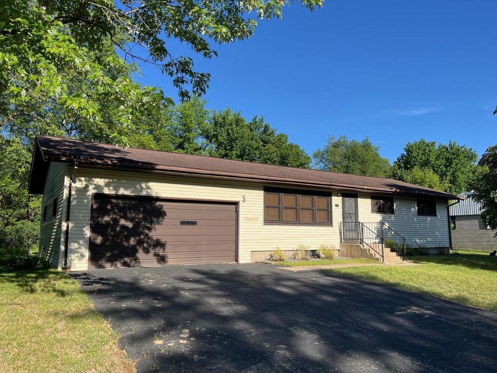 104 N Pierce Street, Adams, WI 53910