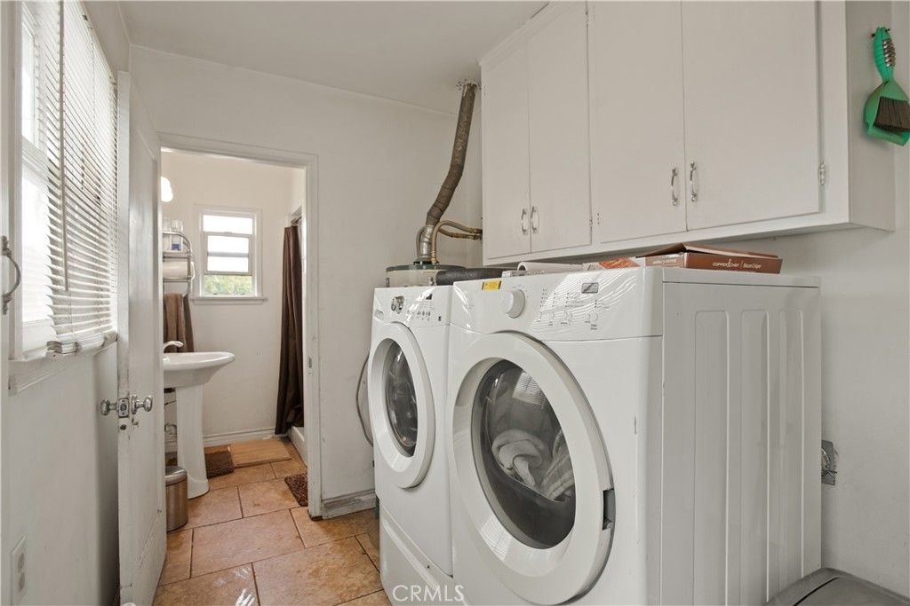 Image 9 of property listing at 75 W Woodruff Avenue, Arcadia, CA 91007