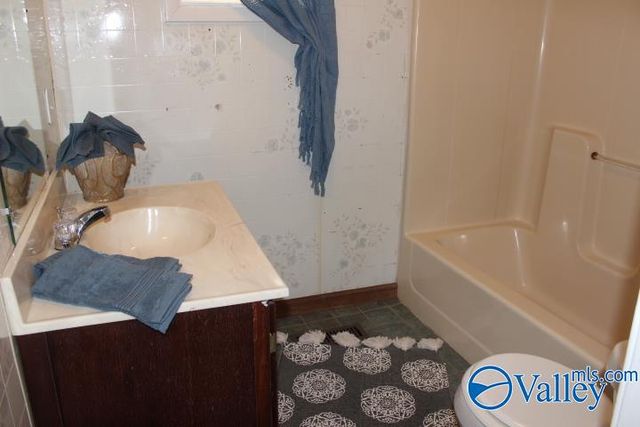 637 Church Avenue, Rainsville, AL 35986