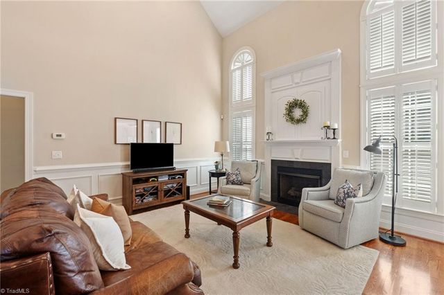 4391 Barrington Oaks Court, Clemmons, NC 27012