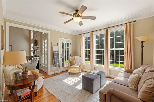 4391 Barrington Oaks Court, Clemmons, NC 27012