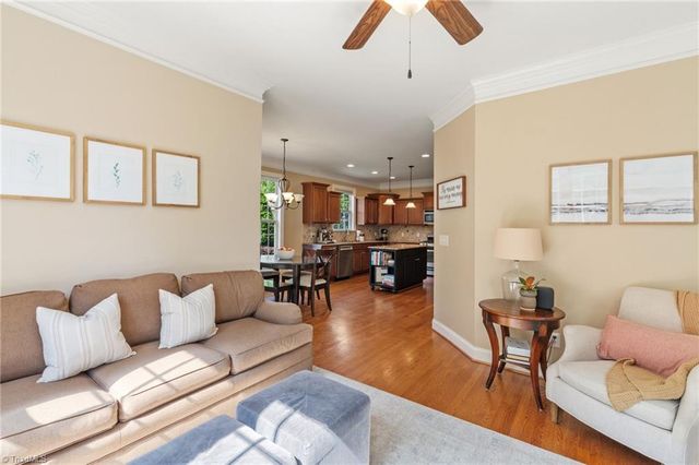 4391 Barrington Oaks Court, Clemmons, NC 27012