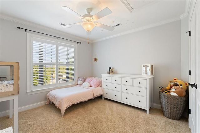 4391 Barrington Oaks Court, Clemmons, NC 27012