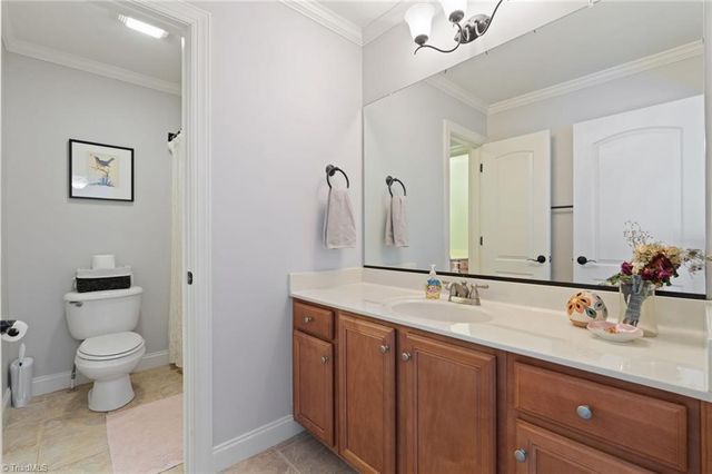 4391 Barrington Oaks Court, Clemmons, NC 27012