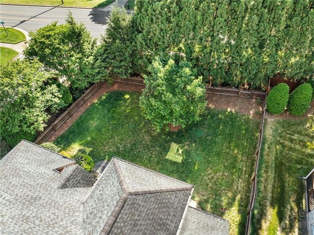 4391 Barrington Oaks Court, Clemmons, NC 27012