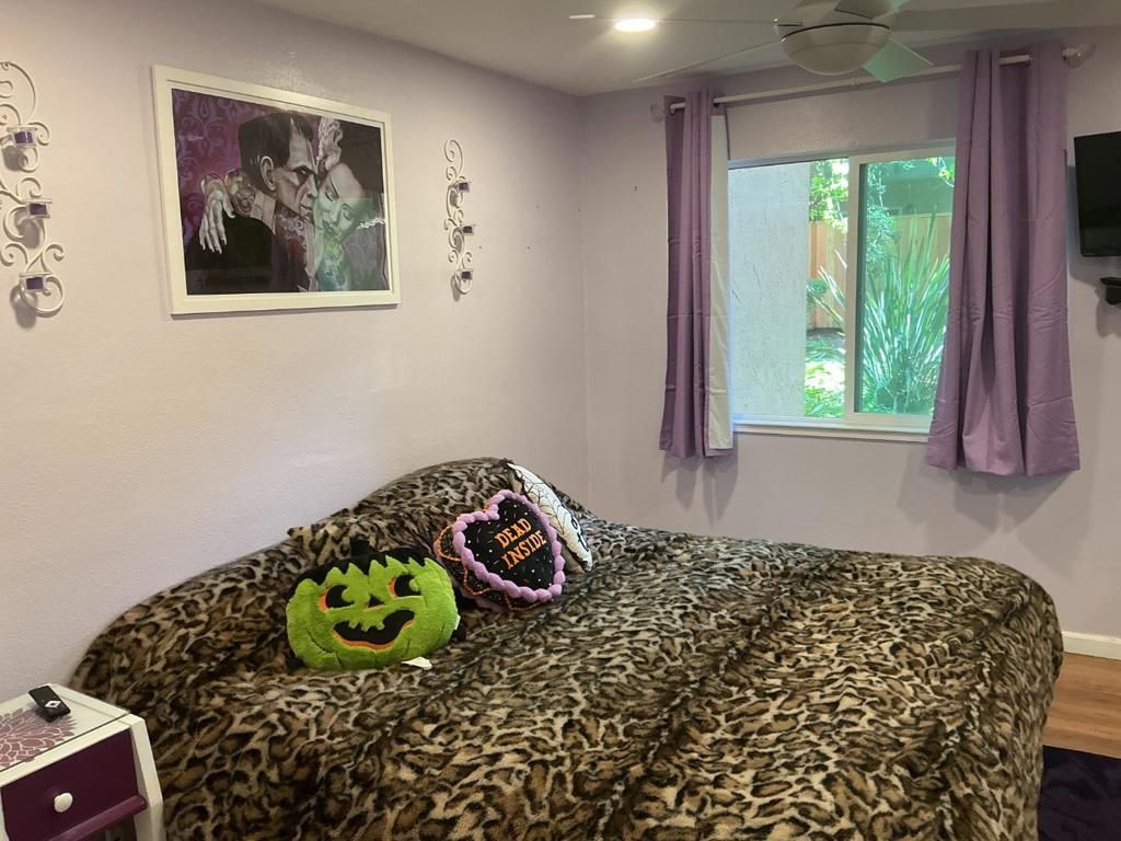 Image 6 of property listing at 259 N Capitol Avenue 180, San Jose, CA 95127