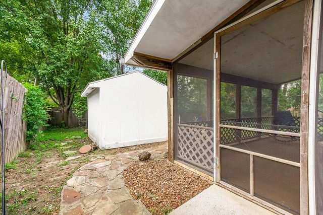 2721 S 53rd Street, Kansas City, KS 66106