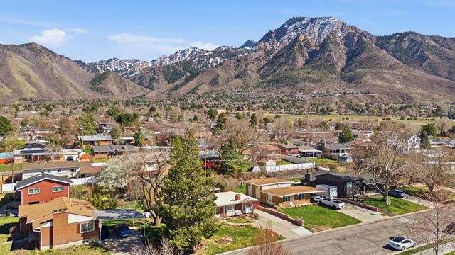 4151 S 3100 E, Holladay, UT 84124