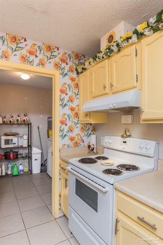 7706 Deborah Dr, Pensacola, FL 32514