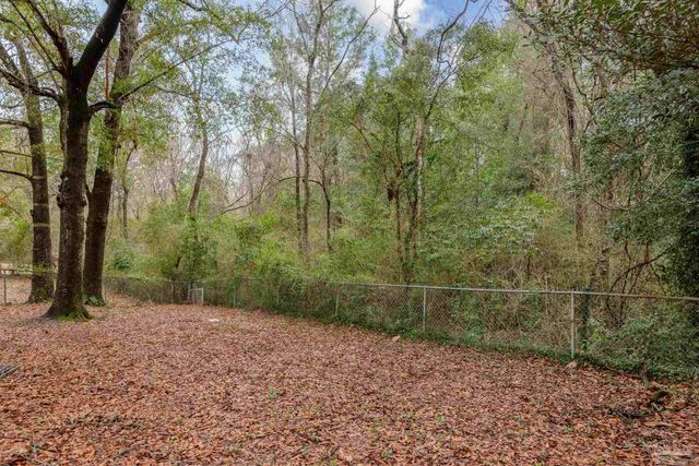 7706 Deborah Dr, Pensacola, FL 32514