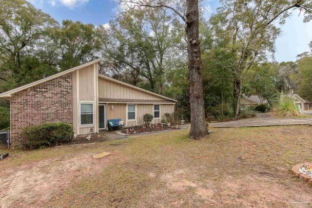 7706 Deborah Dr, Pensacola, FL 32514