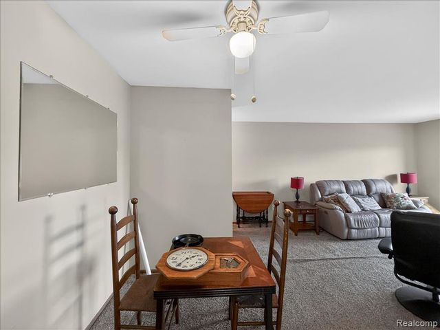 32095 Beaconsfield Street 29, Roseville, MI 48066