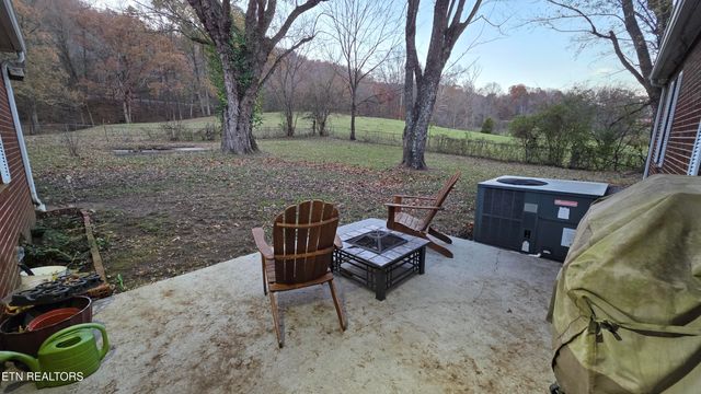 992 Walden Ridge Lane, Caryville, TN 37714