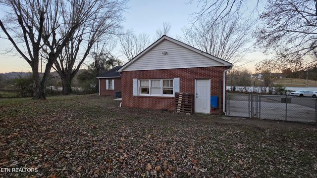 992 Walden Ridge Lane, Caryville, TN 37714