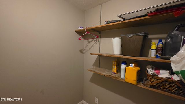 992 Walden Ridge Lane, Caryville, TN 37714