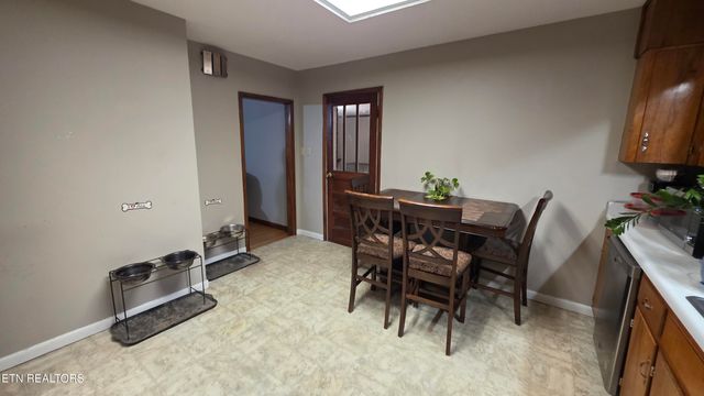 992 Walden Ridge Lane, Caryville, TN 37714