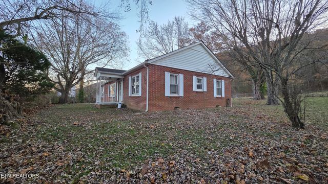 992 Walden Ridge Lane, Caryville, TN 37714