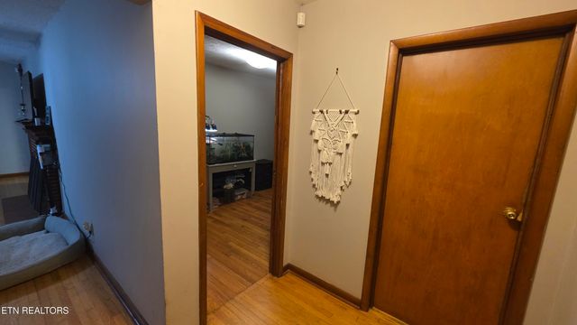 992 Walden Ridge Lane, Caryville, TN 37714