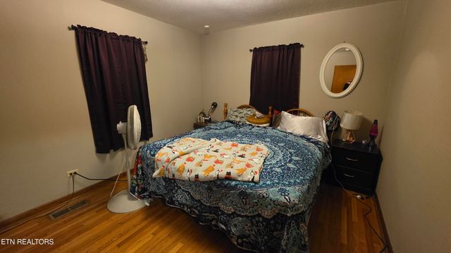 992 Walden Ridge Lane, Caryville, TN 37714