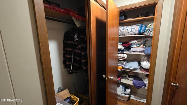 992 Walden Ridge Lane, Caryville, TN 37714