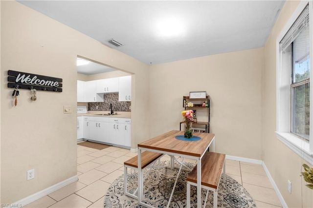 4204 34th ST SW, Lehigh Acres, FL 33976
