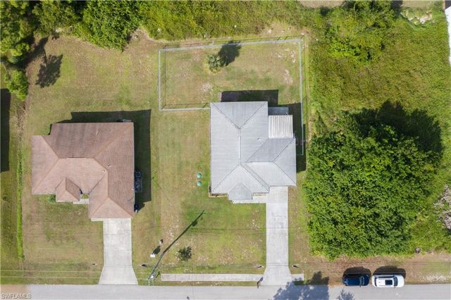 4204 34th ST SW, Lehigh Acres, FL 33976