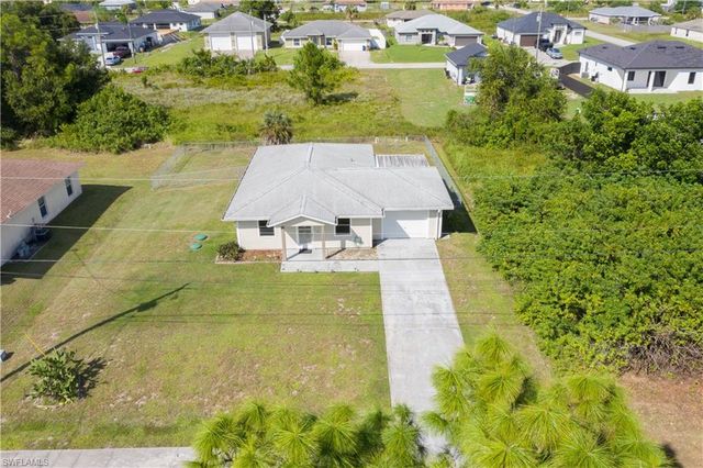 4204 34th ST SW, Lehigh Acres, FL 33976