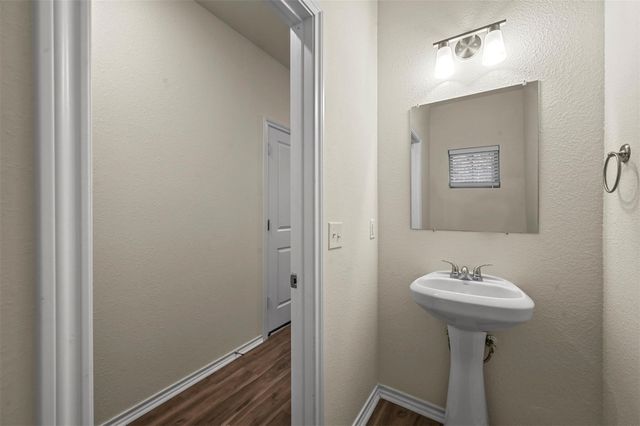 105 SE 4th Street 1, Bonham, TX 75144